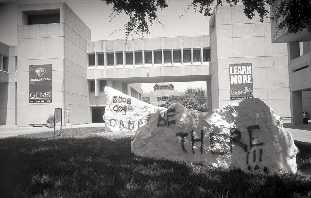 picture of graffiti through red filter